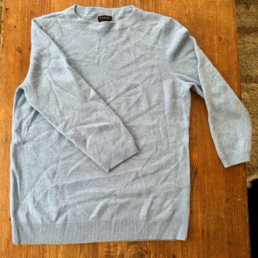 Women’s sweater
